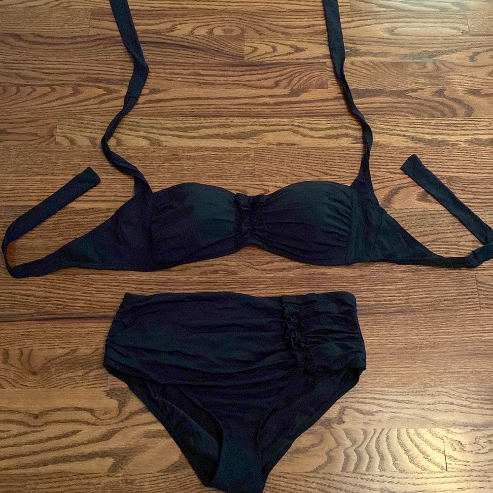 2 piece Bleu Rod Beattie swimsuit size 6